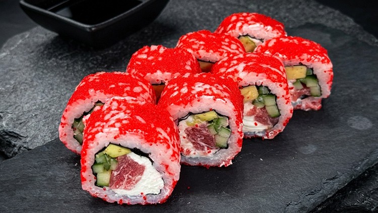 РОЛ КАЛІФОРНІЯ З ТУНЦЕМ