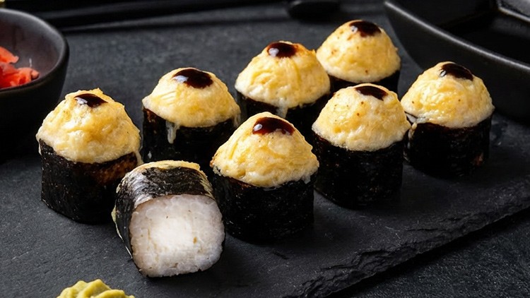 Запечений сирний міні рол