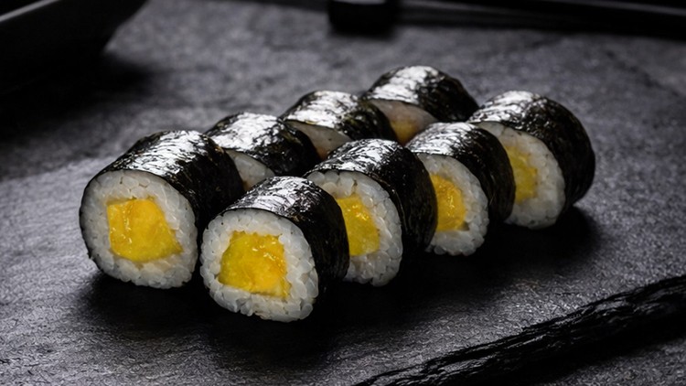 МІНІ РОЛ З АНАНАСОМ