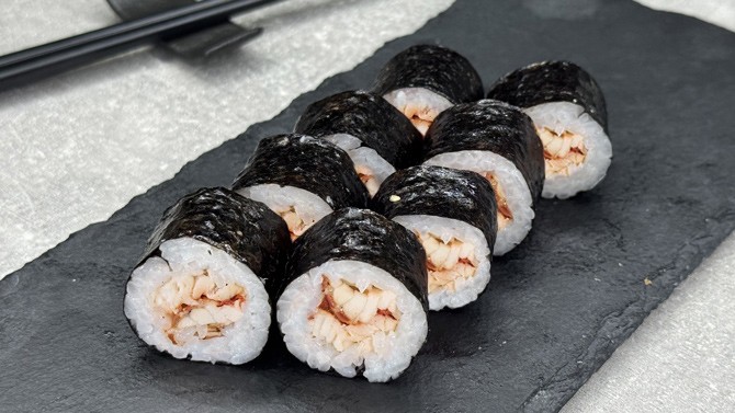 МІНІ РОЛ З ВУГРЕМ