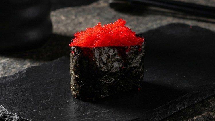 ГУНКАН З ІКРОЮ МАСАГО