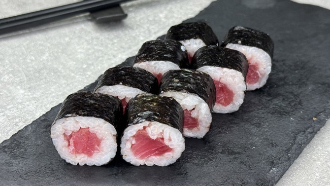 МІНІ РОЛ З ТУНЦЕМ